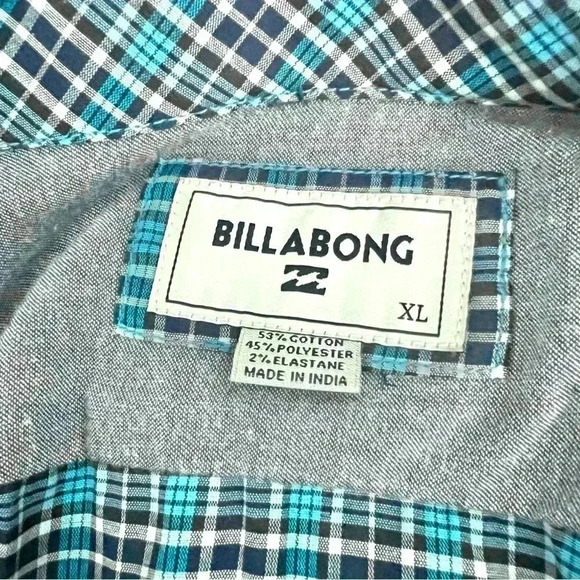 Billabong Short Sleeve Button Up Plaid Shirt - Picture 3 of 5